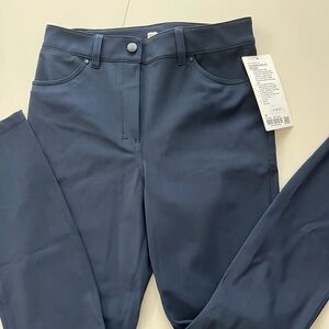 NWT Lululemon City Sleek Slim-Fit High Rise Pant in Navy. 29 waist
